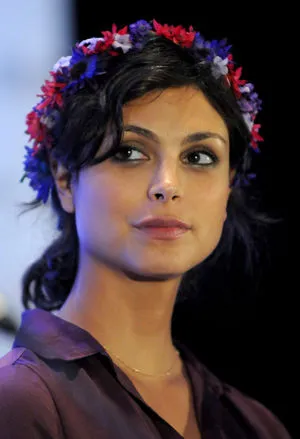 Morena Baccarin / morenabaccarin фото голая #0042