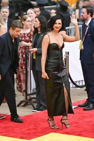 Morena Baccarin / morenabaccarin фото голая #0259