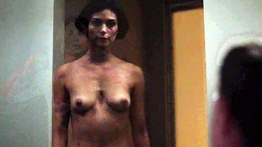Morena Baccarin / morenabaccarin фото голая #0275