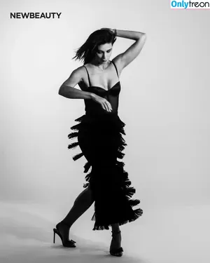 Morena Baccarin / morenabaccarin nude photo #0515
