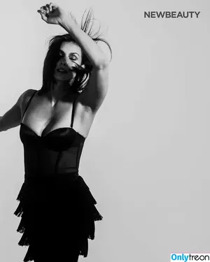 Morena Baccarin / morenabaccarin nude photo #0524