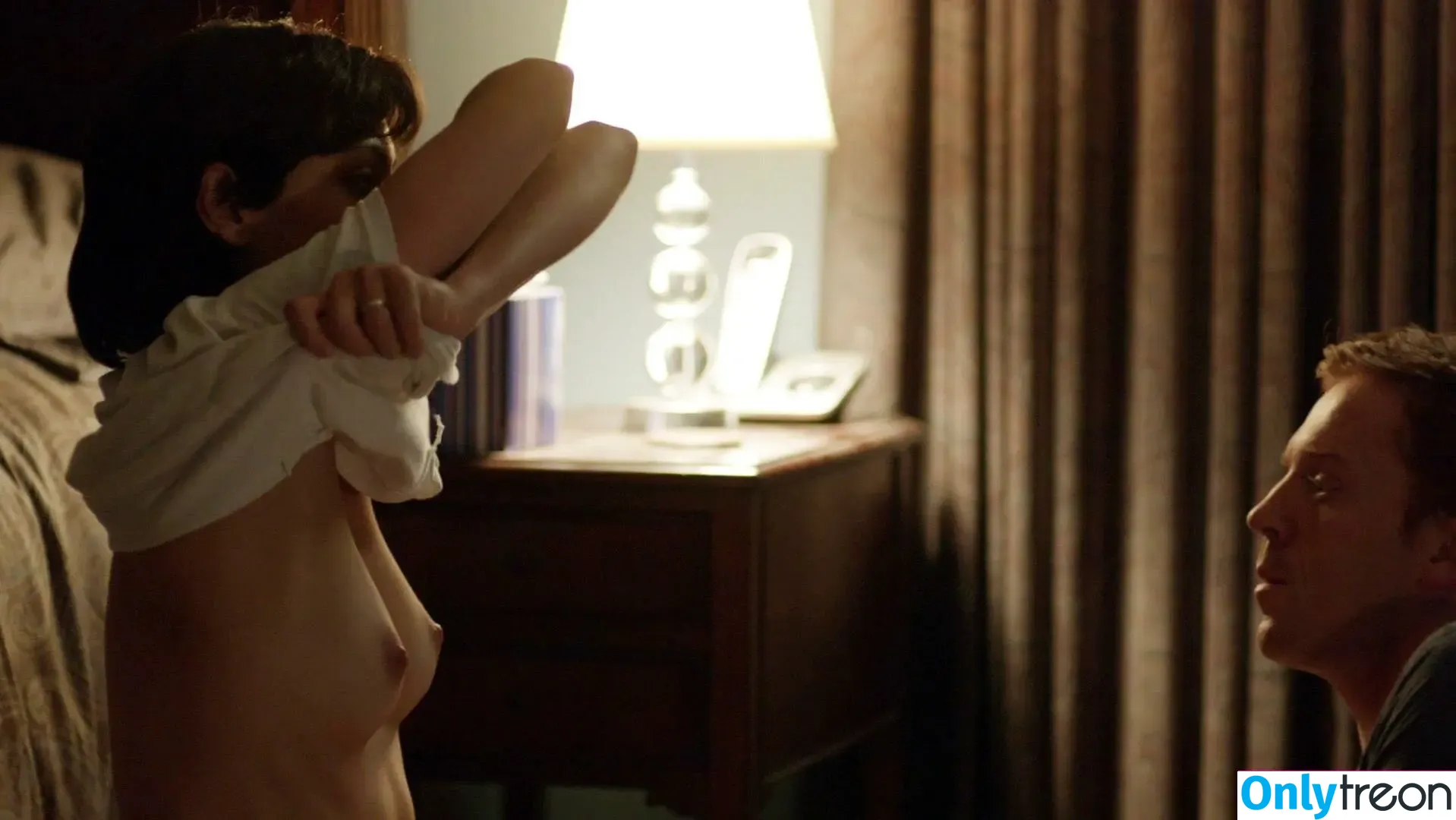 Morena Baccarin nude photo #0400 (morenabaccarin)