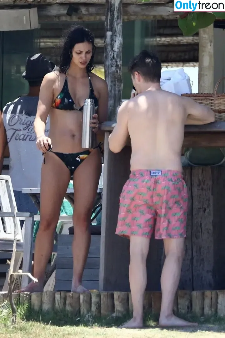 Morena Baccarin nude photo #0494 (morenabaccarin)