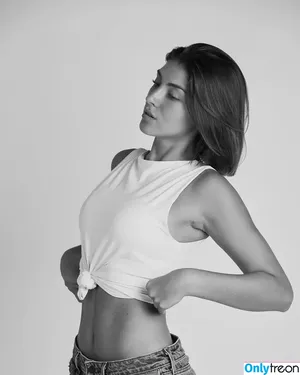 Morena Bradas / morenabradas / tumorenahotbb nude photo #0031