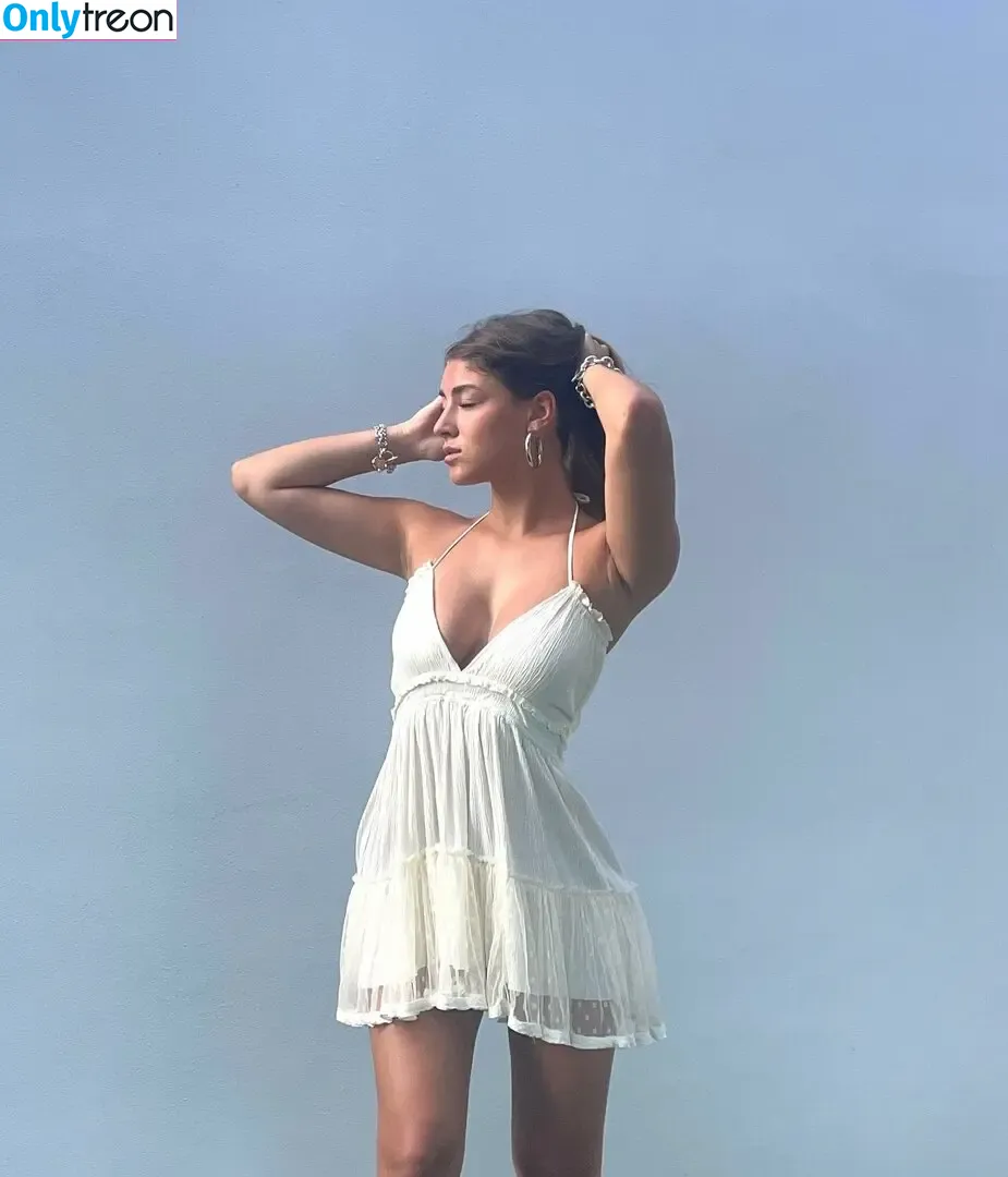 Morena Bradas nude photo #0008 (morenabradas / tumorenahotbb)