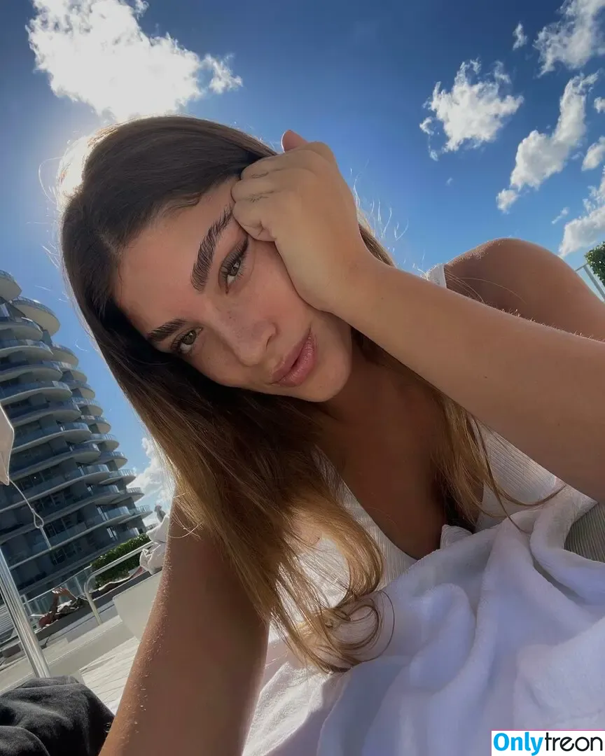 Morena Bradas nude photo #0020 (morenabradas / tumorenahotbb)
