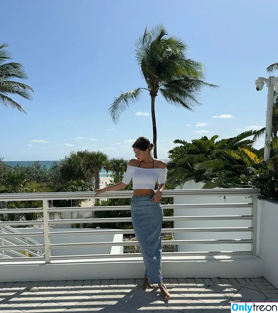 Morena Bradas nude photo #0034 (morenabradas / tumorenahotbb)