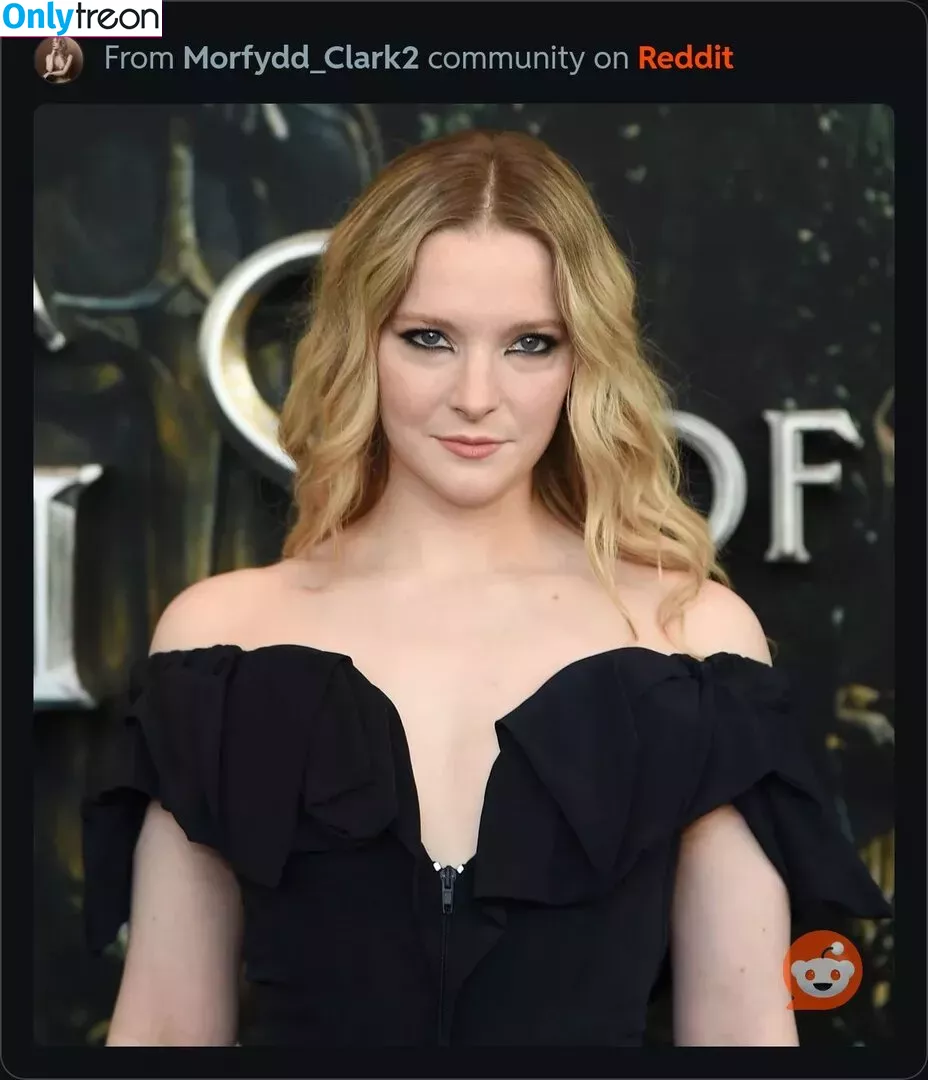 Morfydd Clark голая photo #0024 (morfydd_clark)