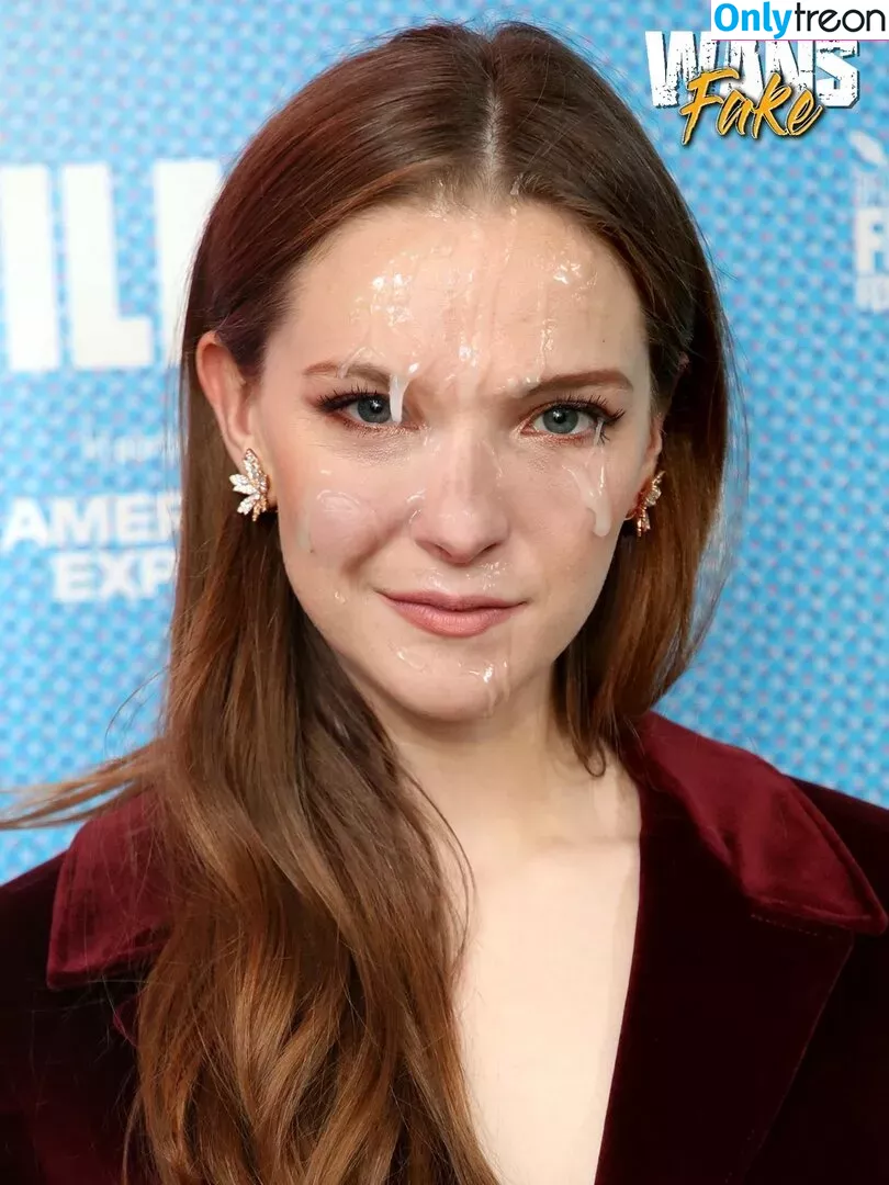 Morfydd Clark голая photo #0064 (morfydd_clark)