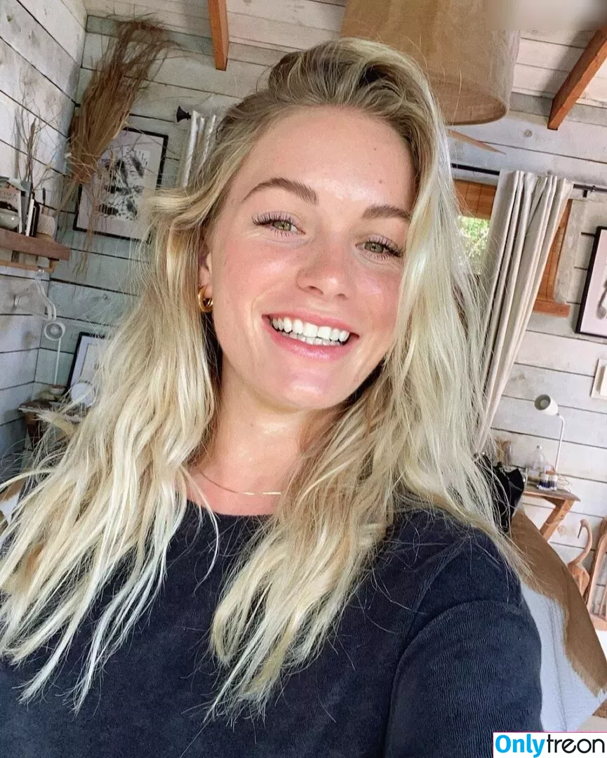 Morgan Rose Moroney nude photo #0011 (morganrosemoroney)