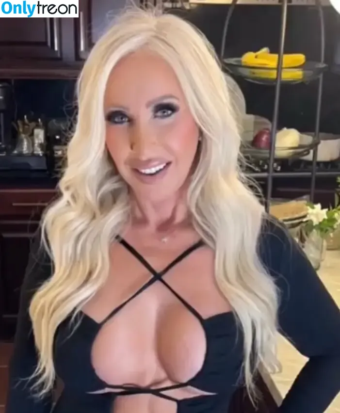 Morgan Taylor nude photo #3065 (azmorganxoxo / morgantaylormodel)