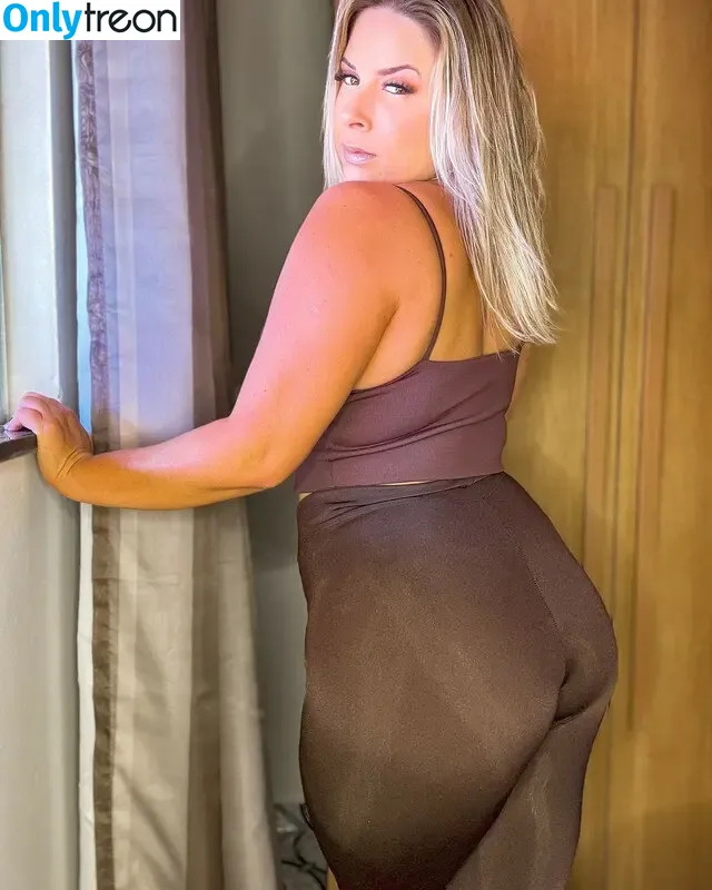 Morgana Cabral голая photo #0005 (almorganafree / morgana__cabral)