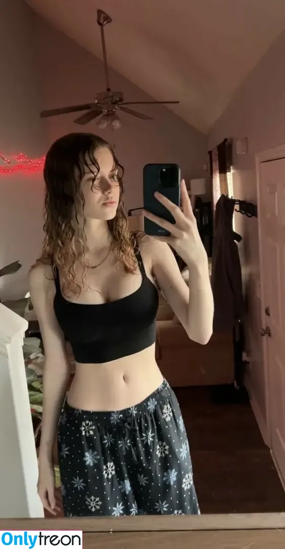 Morgue1896 nude photo #0001 (Morgan TikTok)