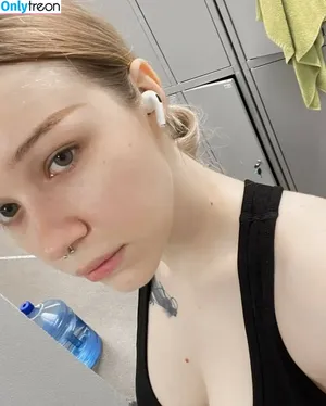 Morphe_ya nude photo #0085