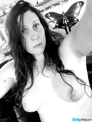 MothMomJess / jessparkmoth / tmilfj nude photo #0018