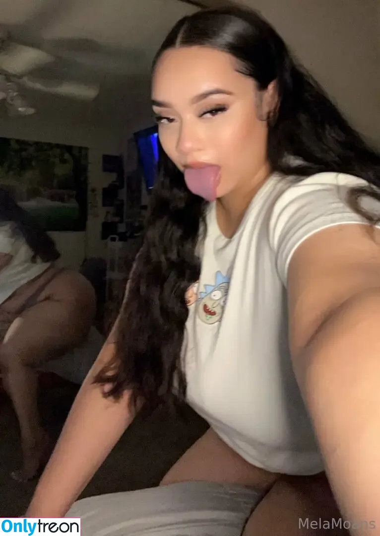 mouthymela nude photo #0075 (MelaMoans / scarymommy)