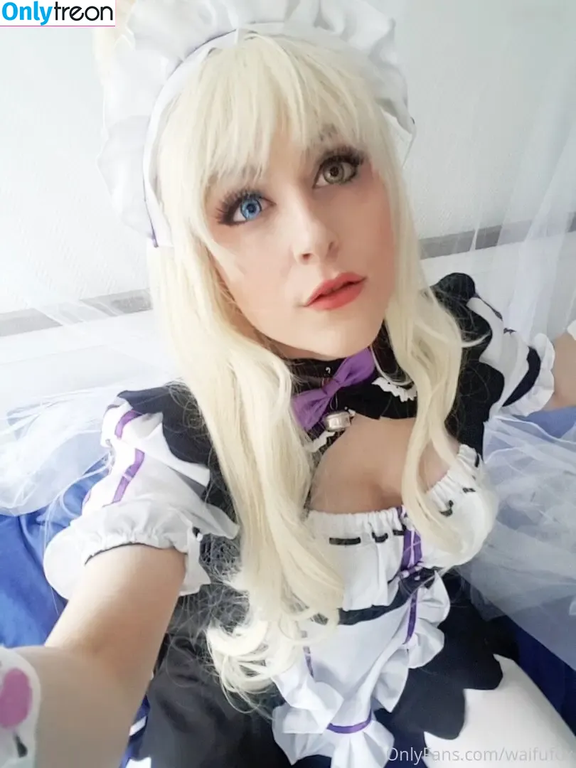 Mowky голая photo #0432 (Mowkytv)