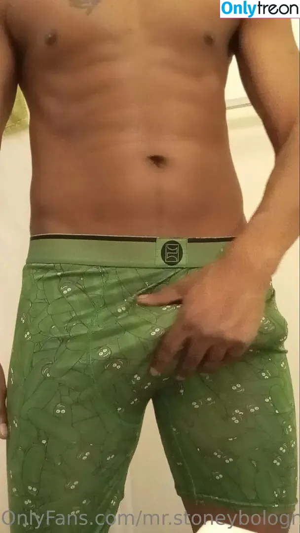 mr.stoneybologna nude photo #0019 (the_redeyedpanda)