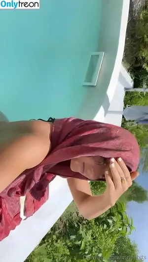  nude photo #0005