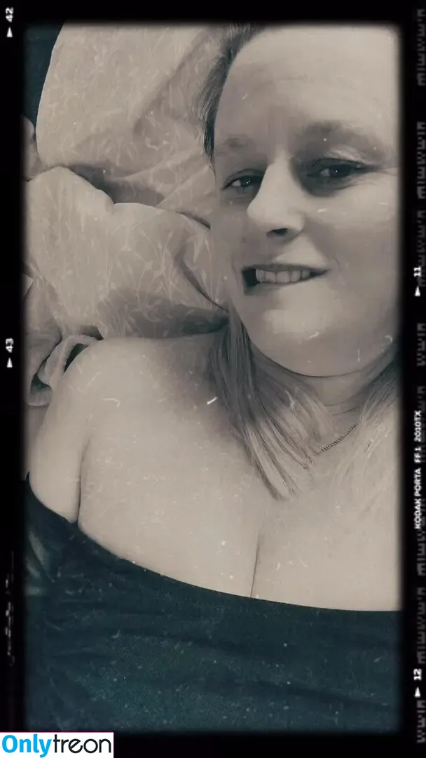 Mrs Marie голая photo #0050 (mrsmariex5 / naughtymariex)