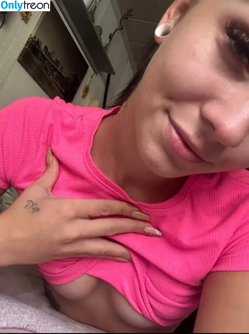 Mrs.Provokant nude photo #0026 (mrs_provokant / mrssunshinenow1)
