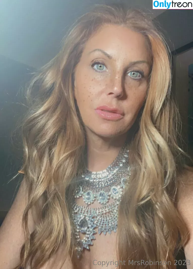 Mrs. Robinson голая photo #0034 (gracerobinson / mrsrobinsonvip / mrsrobinsonxox)