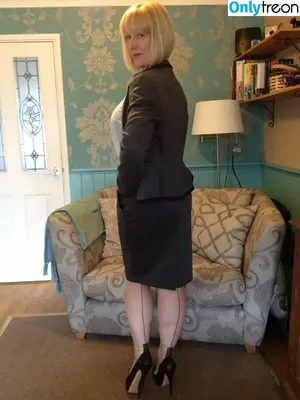 Mrs S Stockings / mrshnylons / mrshosiery nude photo #0284