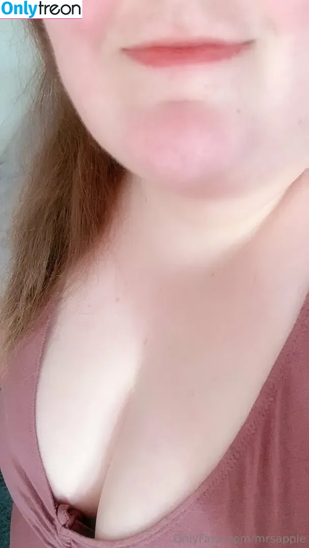 mrsapple nude photo #0214 (therealmrsapple)