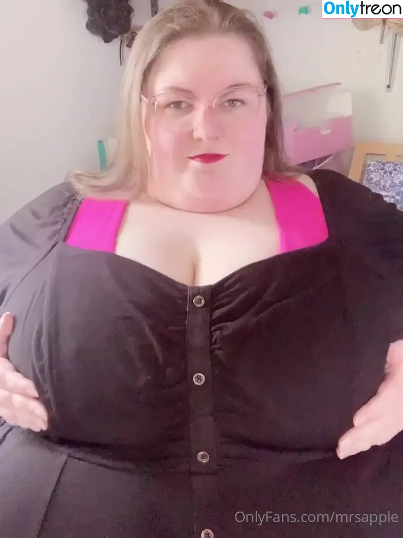 mrsapple nude photo #0296 (therealmrsapple)
