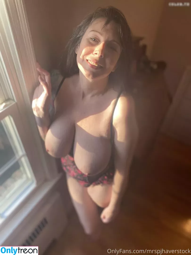 mrspjhaverstock nude photo #0400 (mrspjhaverstock5)