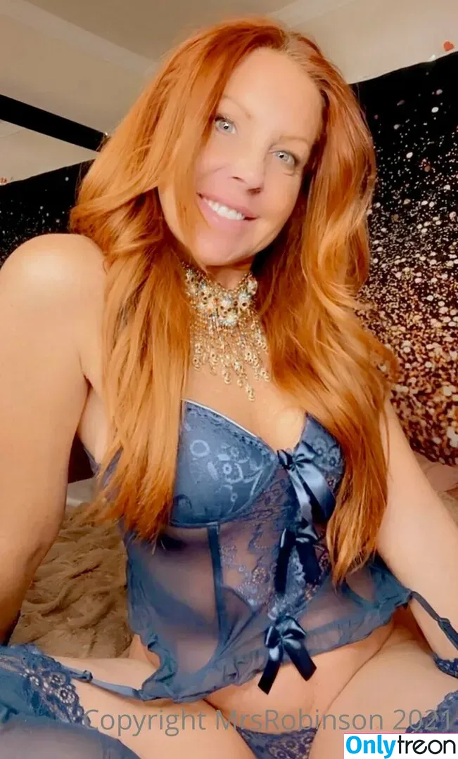 Mrsrobinsonxo nude photo #0116 (mrsrobinsonxox)
