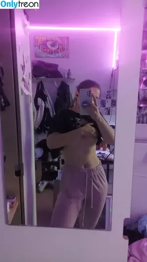 mrsspacestoned / mrsstoned nude photo #0001
