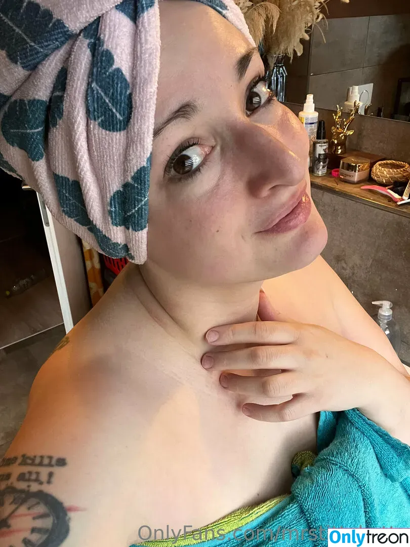 mrstittykatty голая photo #0015 (mrstittykatty)
