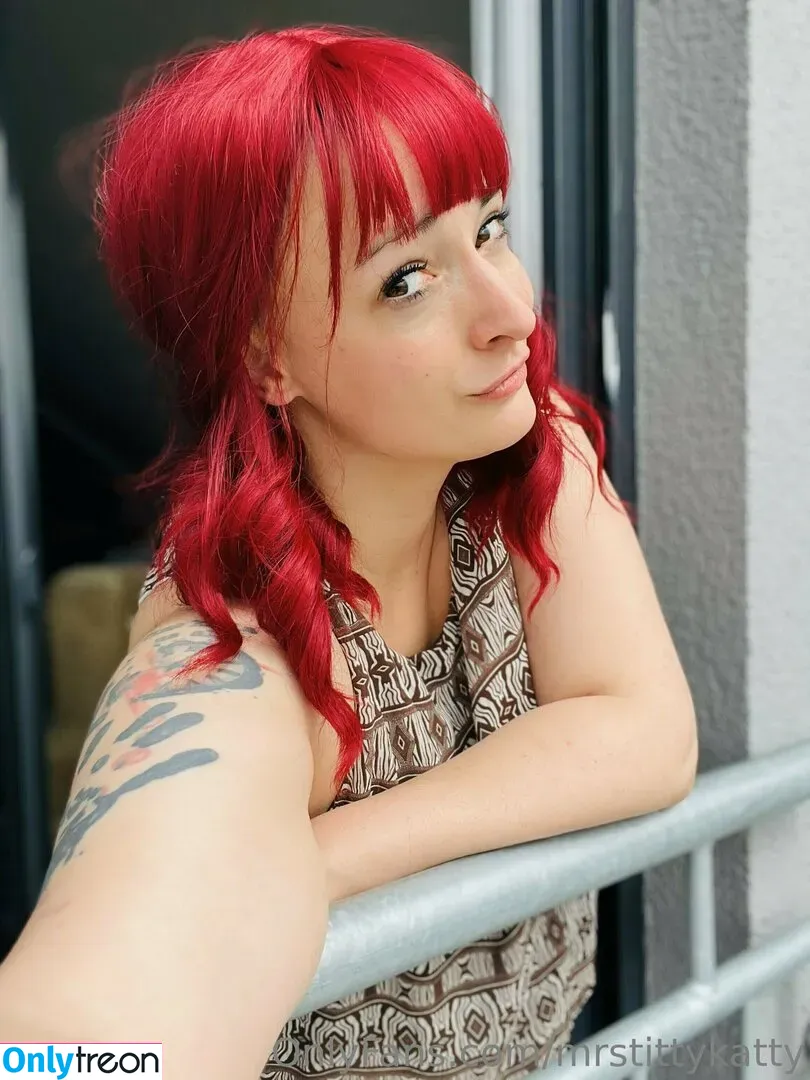 mrstittykatty голая photo #0067 (mrstittykatty)