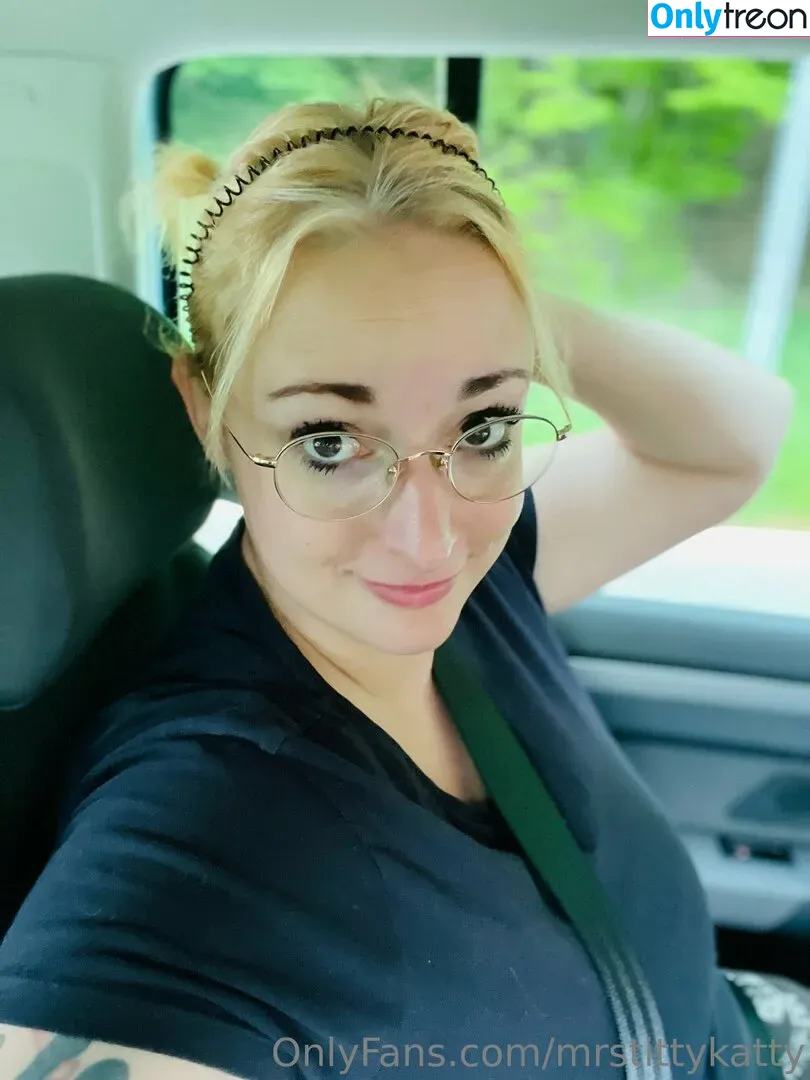 mrstittykatty голая photo #0076 (mrstittykatty)