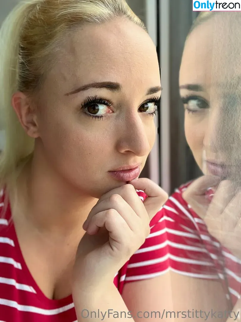mrstittykatty голая photo #0082 (mrstittykatty)