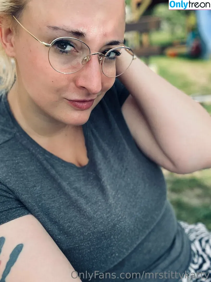 mrstittykatty голая photo #0102 (mrstittykatty)