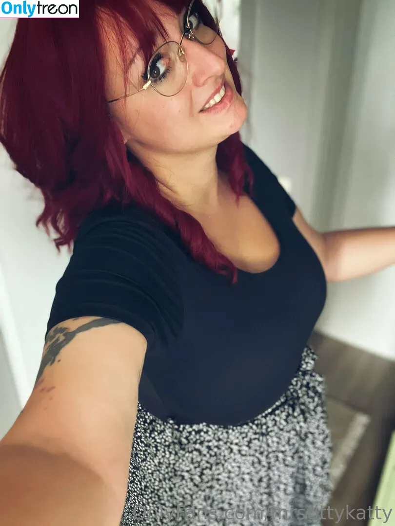 mrstittykatty голая photo #0129 (mrstittykatty)