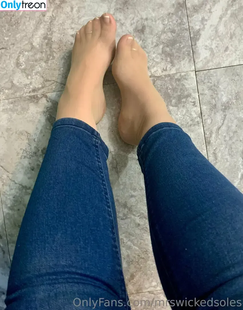 mrswickedsoles nude photo #0045 (wicked_littlesoles)