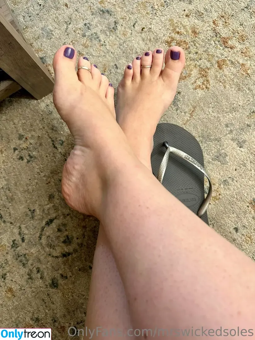 mrswickedsoles nude photo #0064 (wicked_littlesoles)