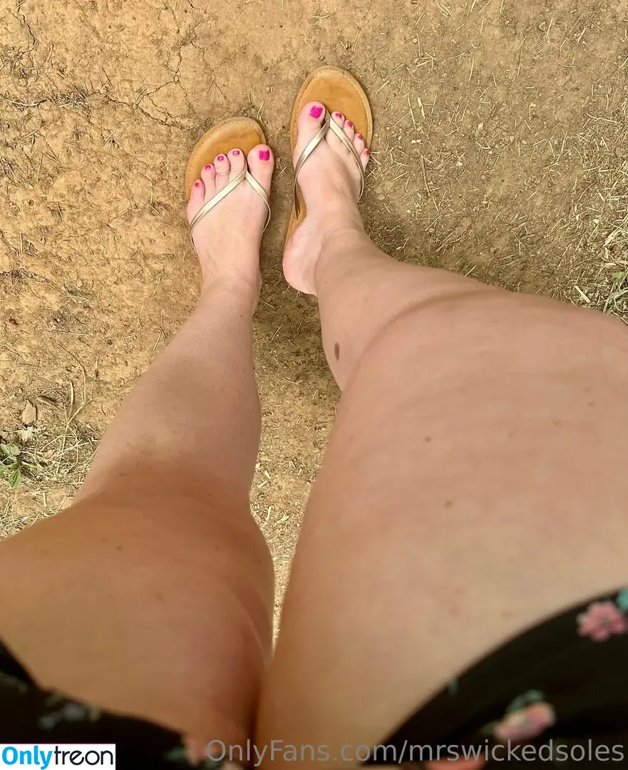 mrswickedsoles nude photo #0074 (wicked_littlesoles)