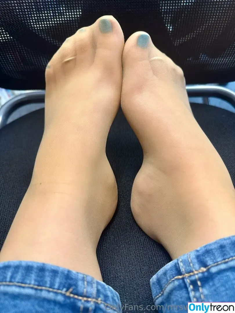 mrswickedsoles голая photo #0164 (wicked_littlesoles)