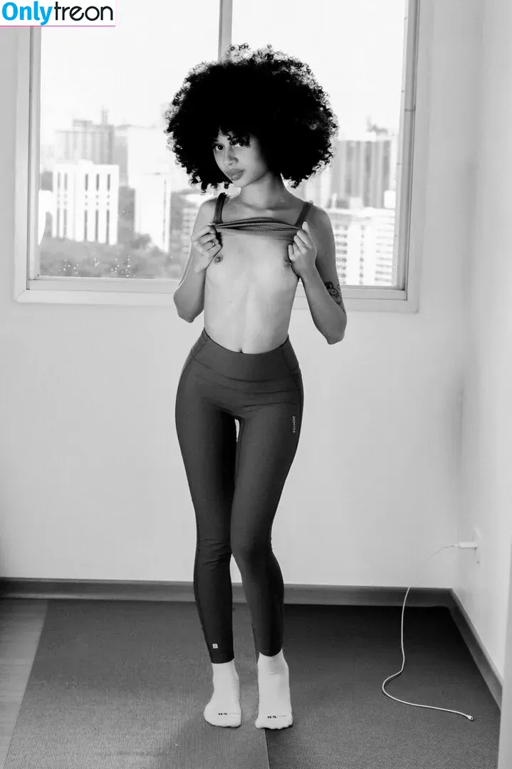 msflat nude photo #0016 (msFlat1 / msfllat)