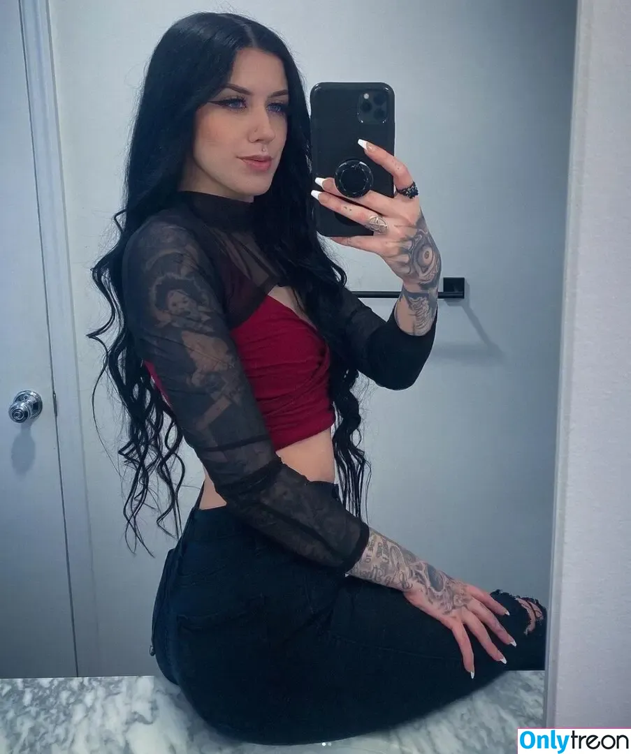 MsKILLIONAIRE nude photo #0001 (Casey)