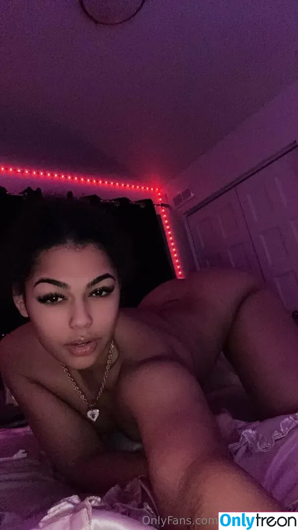 MsLightskiinn nude photo #0039 (MsLightskiinn)