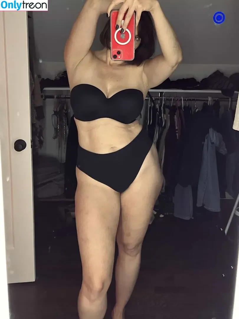 mstrssts_VIP nude photo #0129 (mstrss.ts)