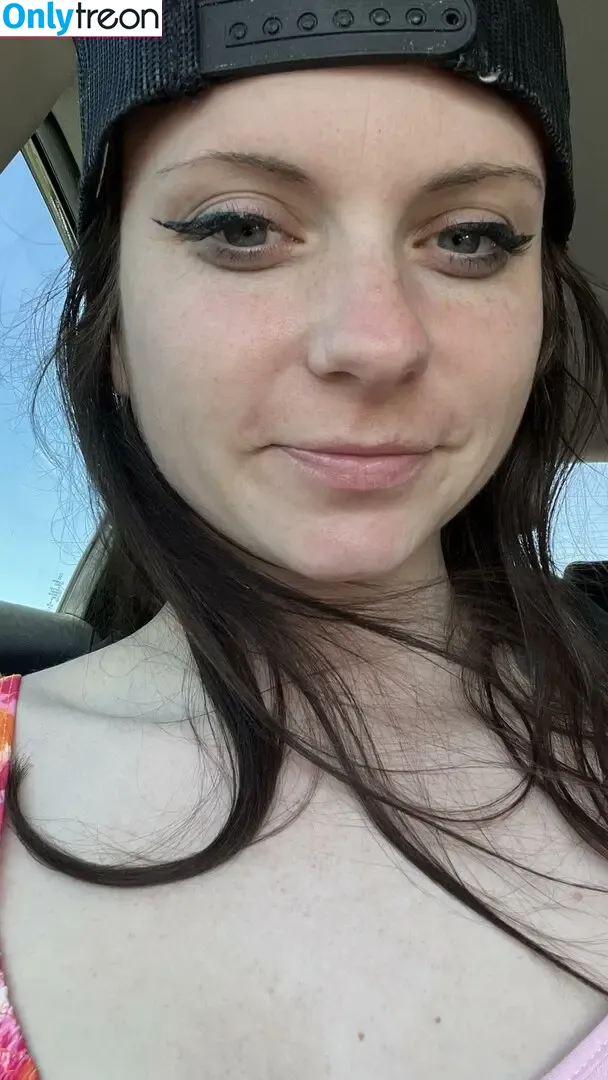 MudslinginTrainwreckVIP nude photo #0100 (mudslingintrainwreck)