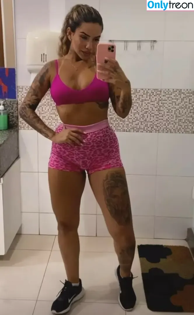 Muito Linda nude photo #0412 (muito.linda_ / naticasassola)