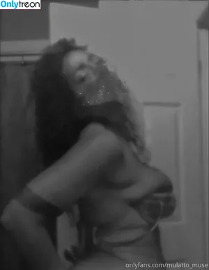  nude photo #0004