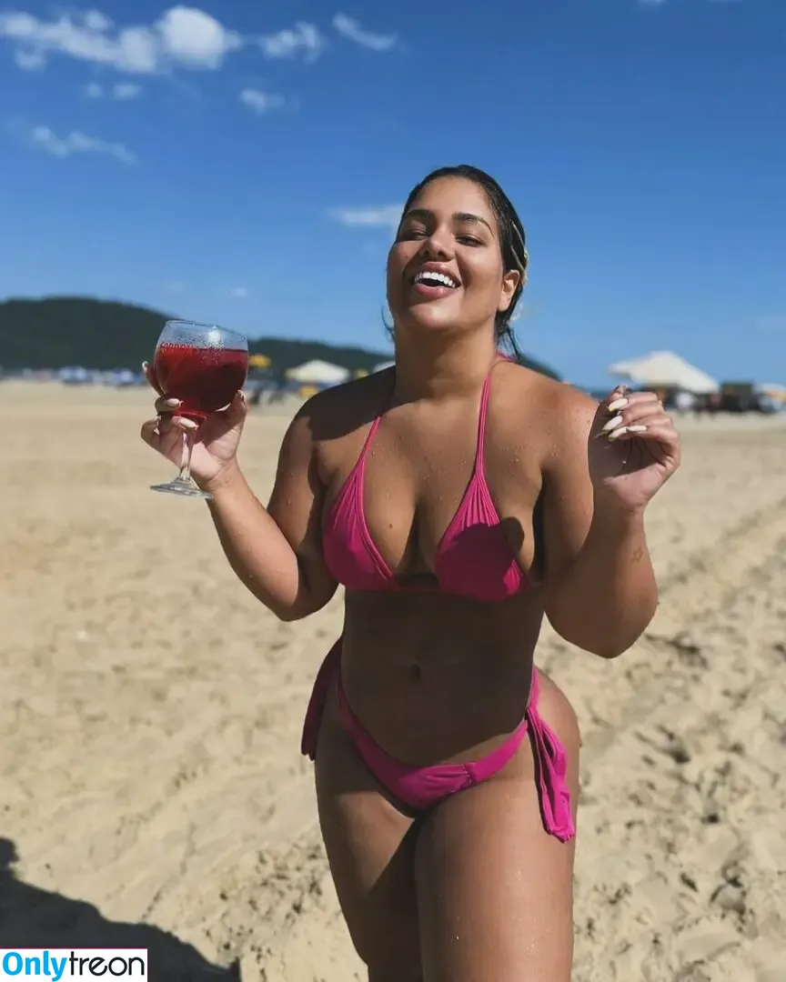 Mulher Filé nude photo #0007 (Yani de Simone / melaooficial / mulherfile)